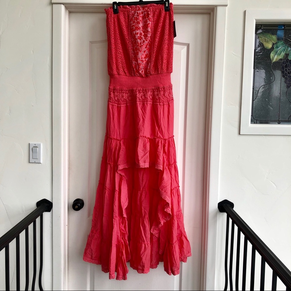 NWT CORAL STRAPLESS CROCHET HI-LO MAXI DRESS - Picture 6 of 8